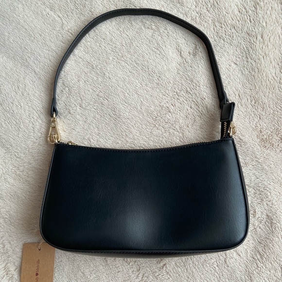 Black faux leather purse Clearance